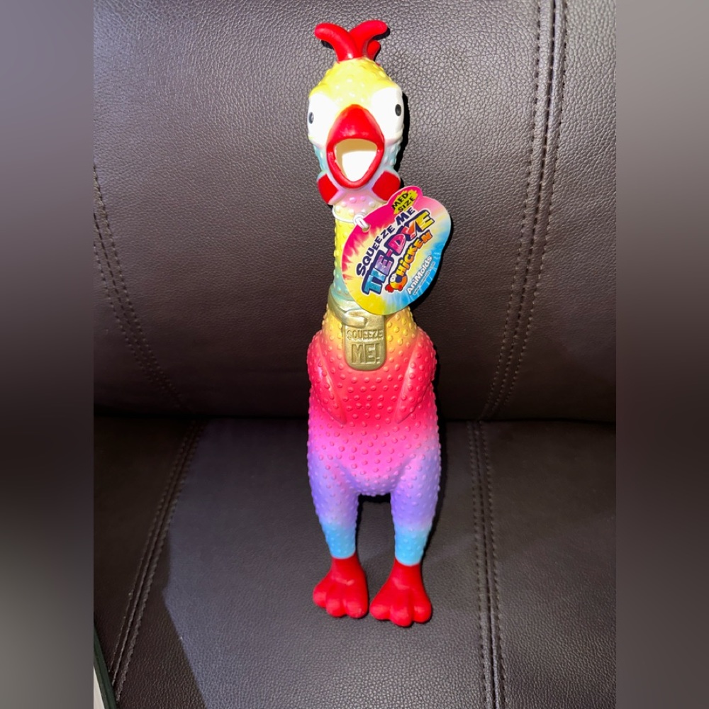 Animolds Hug Me Chicken Screaming Squawking 12” NEW Pet Toy Glow In The DARK